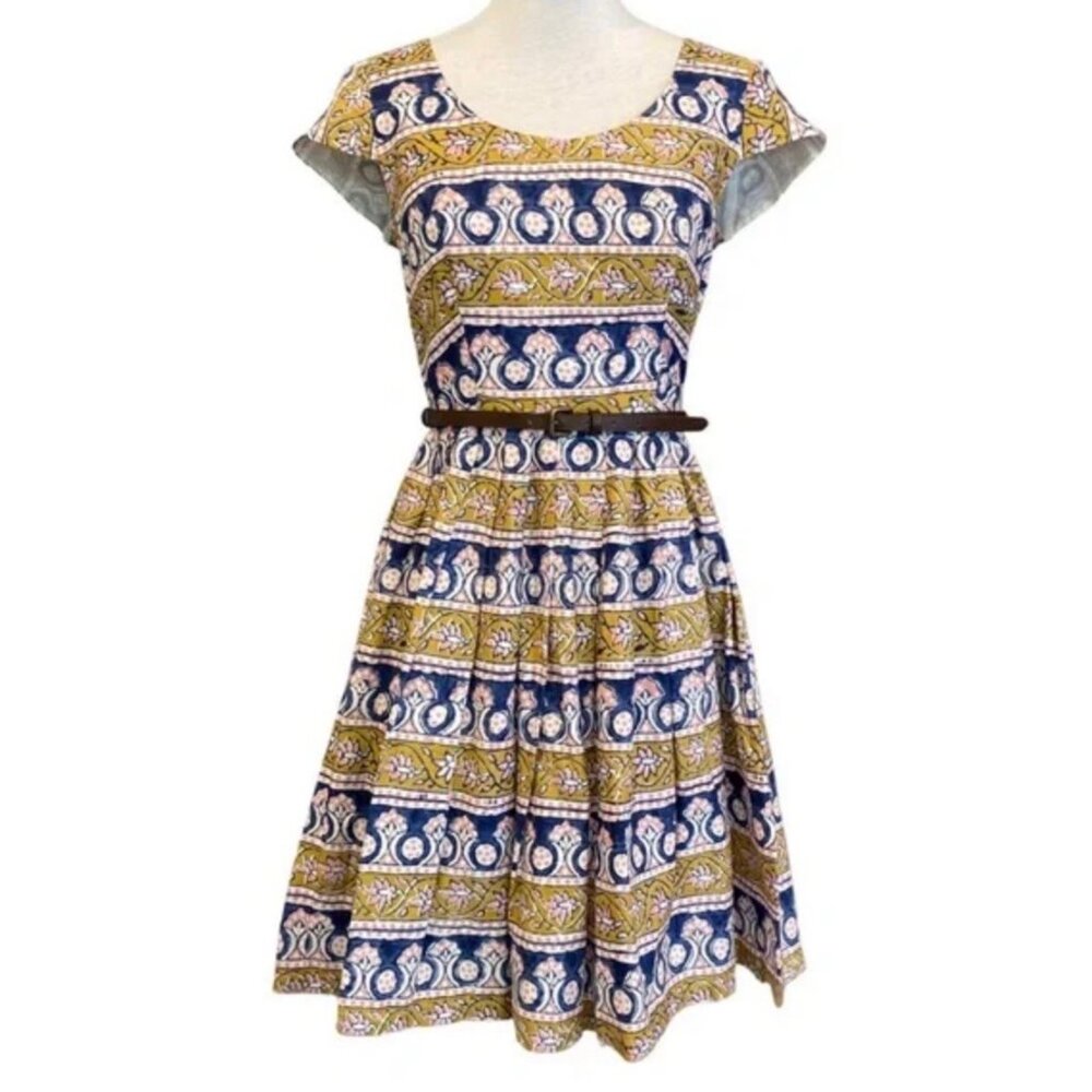 Anthropologie "Sugared" dress with belt by Corey Lynn Calter. Women's size 4